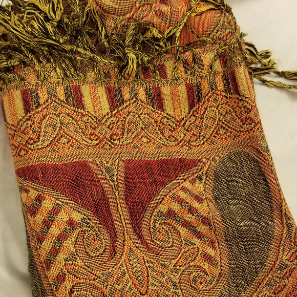 pashmina Accessories - *HP*  NWT Pashmina Red Orange Blue 100% Viscose